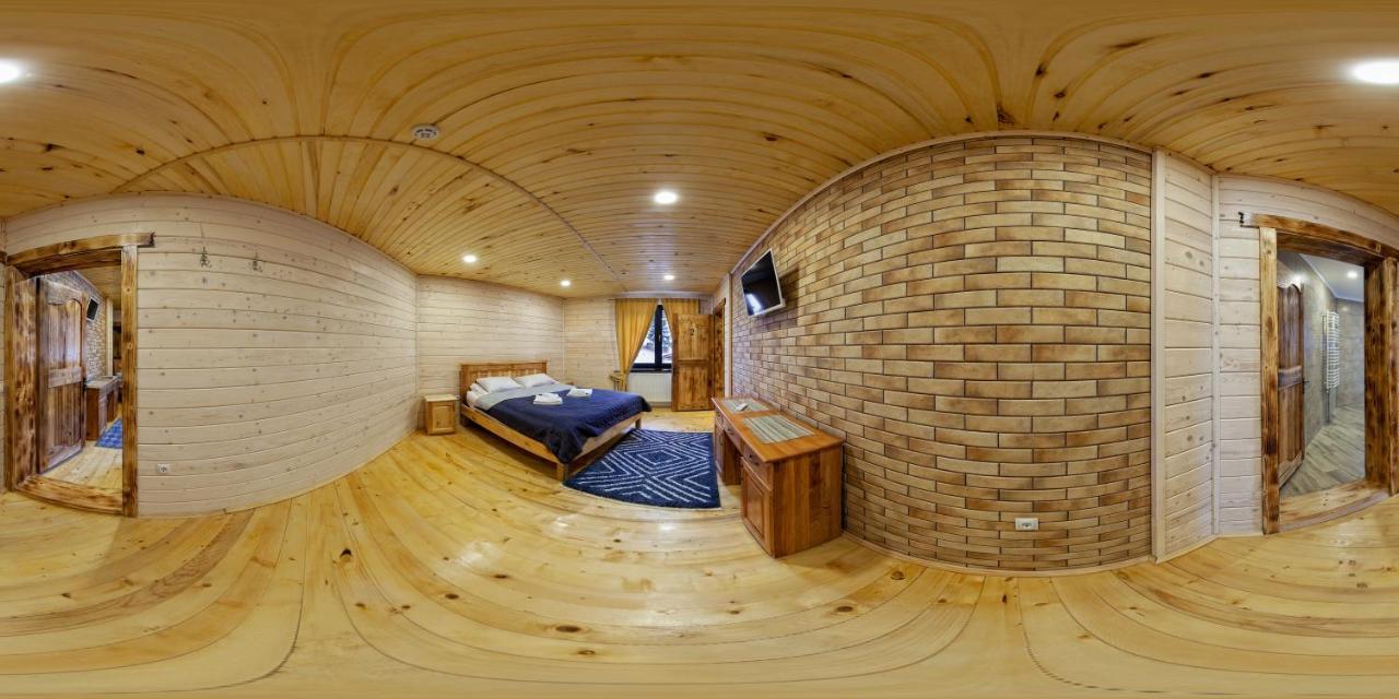 Hotel Berloga Pylypets à Pilipets Extérieur photo