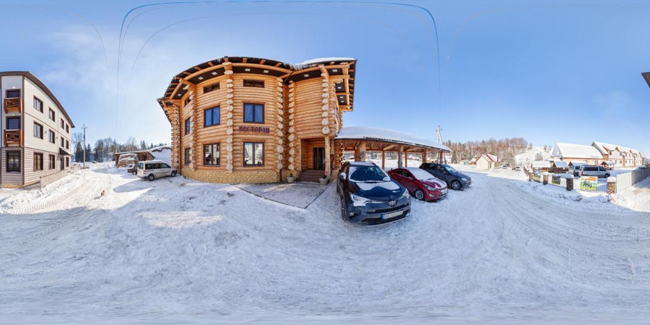 Hotel Berloga Pylypets à Pilipets Extérieur photo
