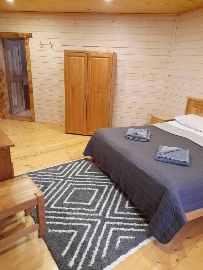 Hotel Berloga Pylypets à Pilipets Extérieur photo