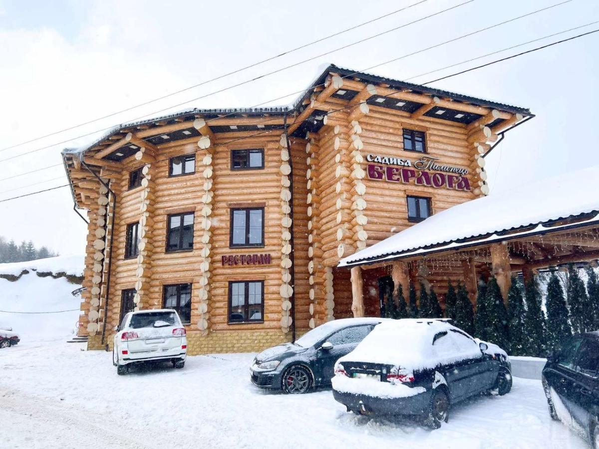 Hotel Berloga Pylypets à Pilipets Extérieur photo